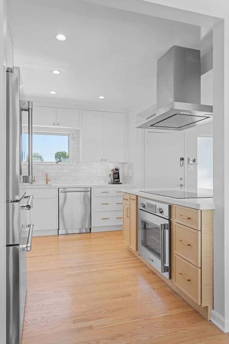 Kitchen remodeling in Manhattan Beach